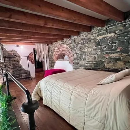 Maison Keti Di Via Carloni, Como
